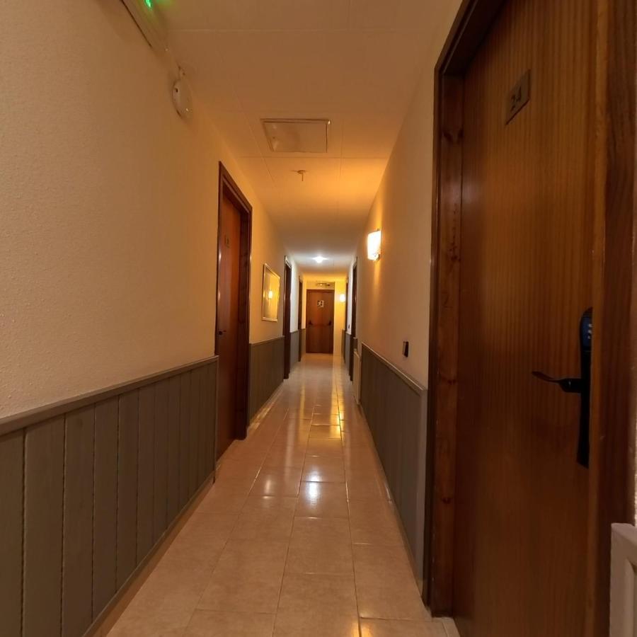 梅非尼酒店 安道尔城 外观 照片