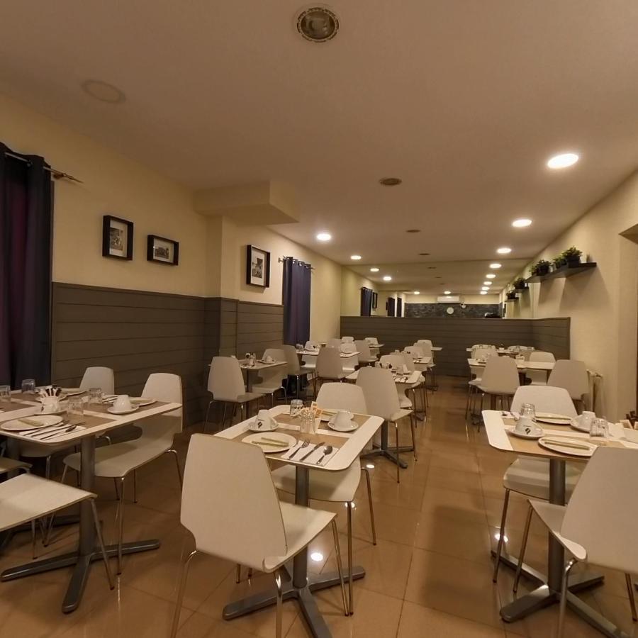 梅非尼酒店 安道尔城 外观 照片