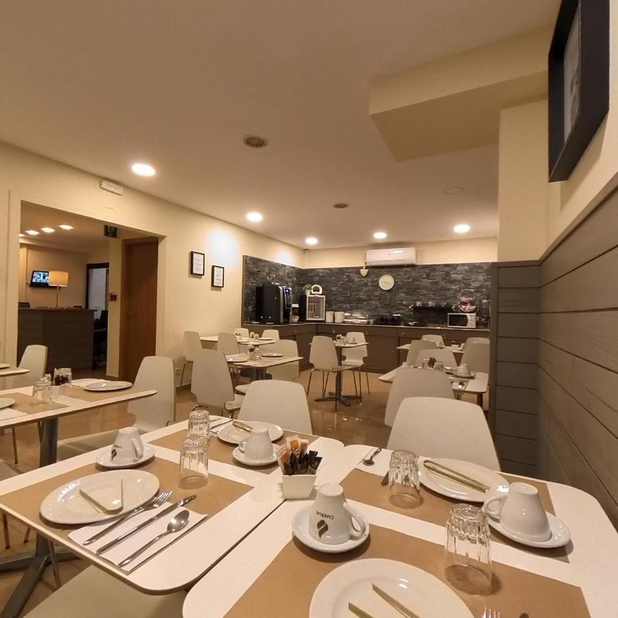 梅非尼酒店 安道尔城 外观 照片